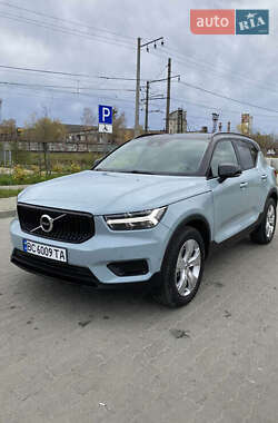 Позашляховик / Кросовер Volvo XC40 2018 в Києві