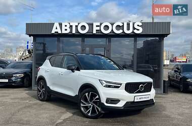 Позашляховик / Кросовер Volvo XC40 2018 в Києві