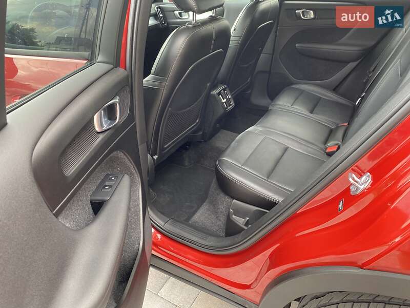 Внедорожник / Кроссовер Volvo XC40 2018 в Львове фото 25 Внедорожник / Кроссовер Volvo XC40 2018 в Львове