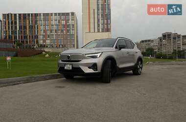 Позашляховик / Кросовер Volvo XC40 2023 в Дніпрі