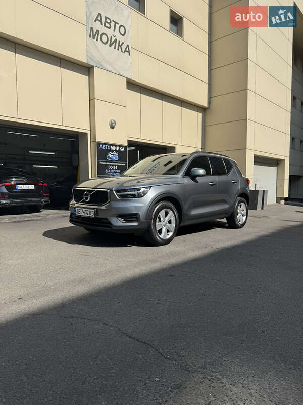 Volvo XC40 2019