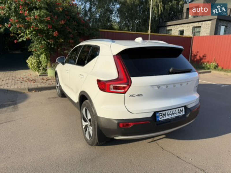 Внедорожник / Кроссовер Volvo XC40 2020 в Сумах