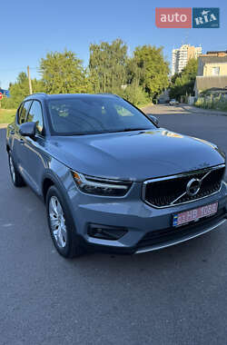 Внедорожник / Кроссовер Volvo XC40 2020 в Луцке