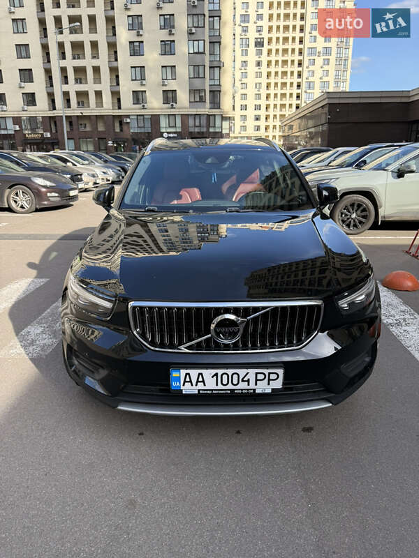 Volvo XC40 2019