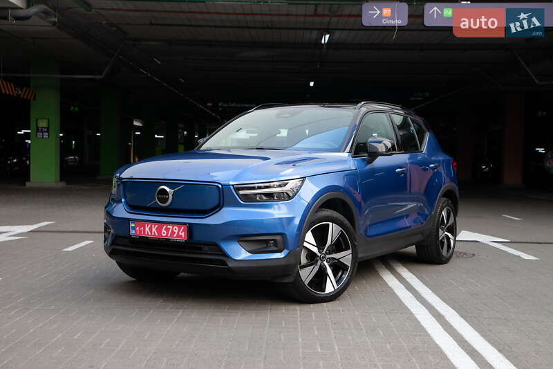 Внедорожник / Кроссовер Volvo XC40 2021 в Киеве