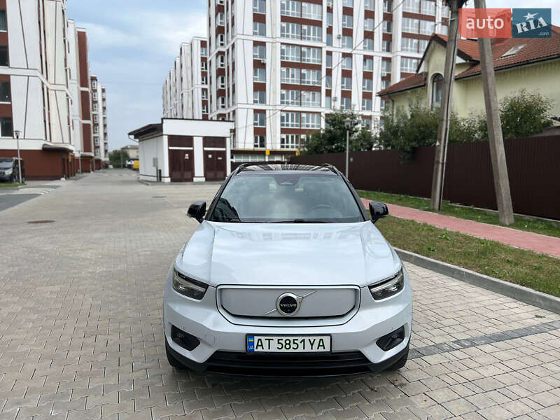 Внедорожник / Кроссовер Volvo XC40 2021 в Ивано-Франковске