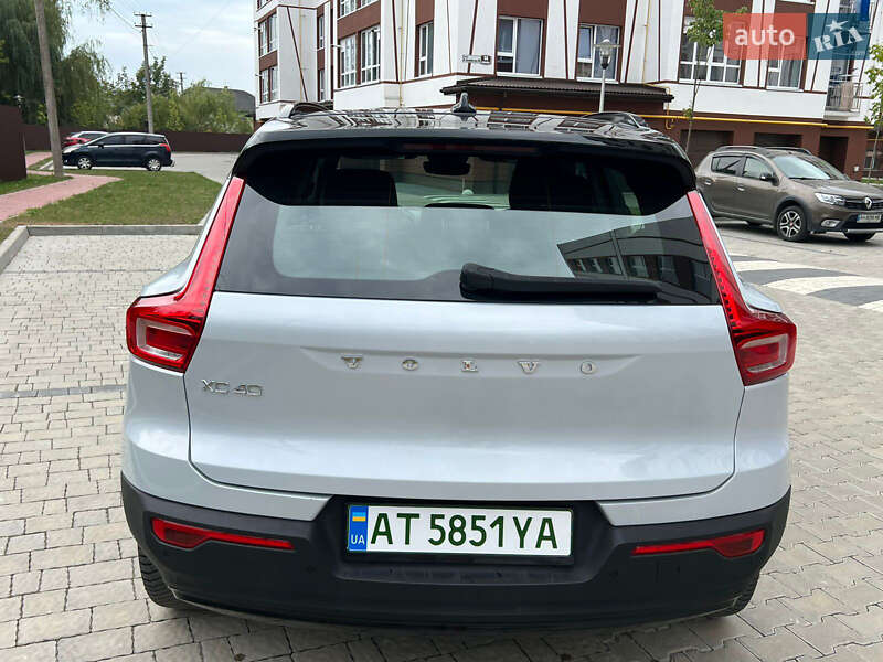 Внедорожник / Кроссовер Volvo XC40 2021 в Ивано-Франковске