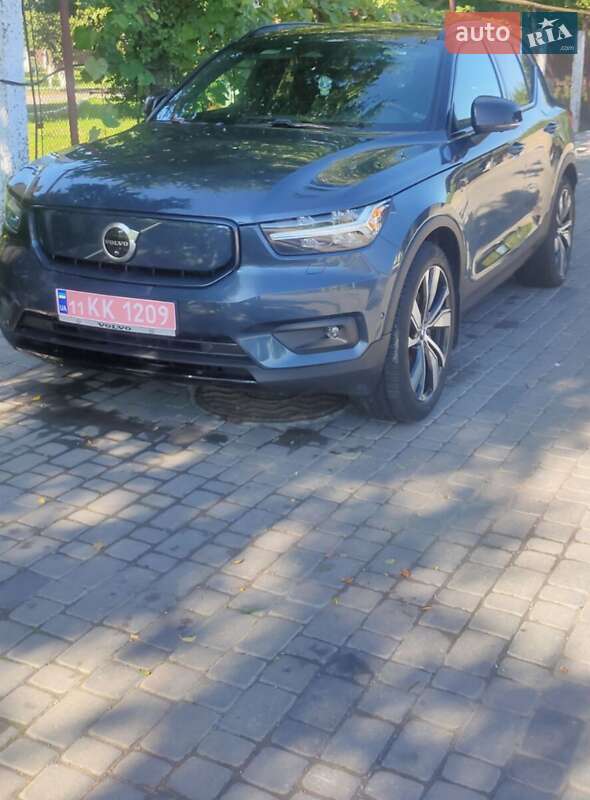 Позашляховик / Кросовер Volvo XC40 2021 в Мукачевому