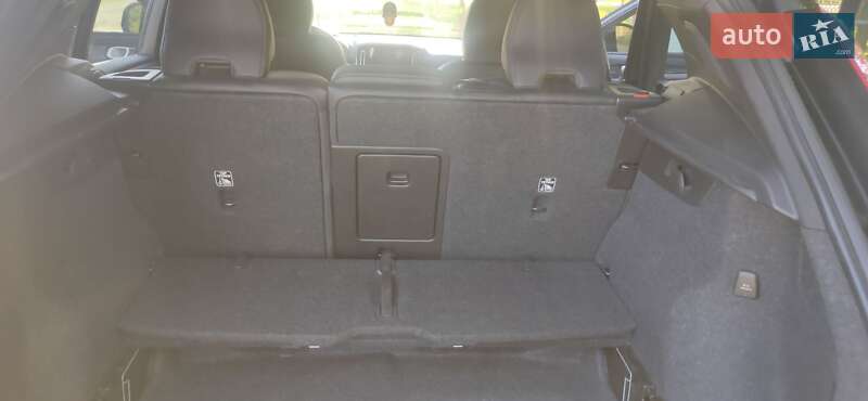 Позашляховик / Кросовер Volvo XC40 2021 в Мукачевому