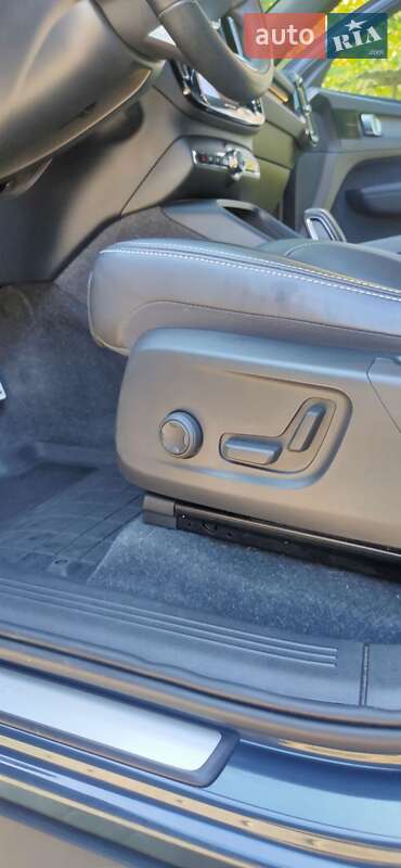 Позашляховик / Кросовер Volvo XC40 2021 в Мукачевому