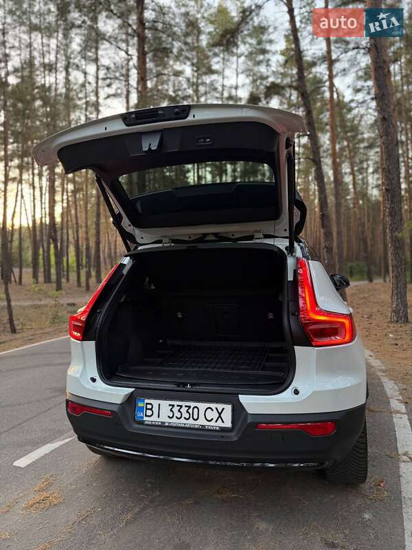 Внедорожник / Кроссовер Volvo XC40 2022 в Полтаве фото 18 Внедорожник / Кроссовер Volvo XC40 2022 в Полтаве