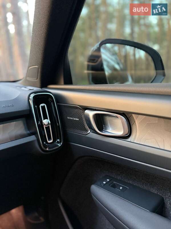 Внедорожник / Кроссовер Volvo XC40 2022 в Полтаве фото 19 Внедорожник / Кроссовер Volvo XC40 2022 в Полтаве