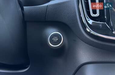 Внедорожник / Кроссовер Volvo XC40 2019 в 