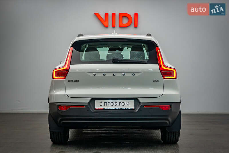 Внедорожник / Кроссовер Volvo XC40 2019 в Киеве