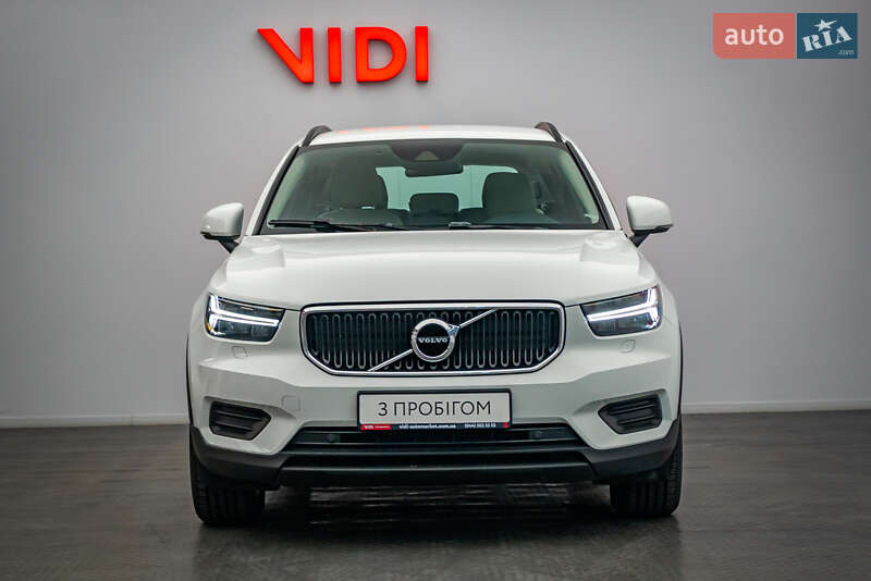 Внедорожник / Кроссовер Volvo XC40 2019 в Киеве