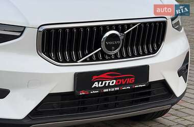 Внедорожник / Кроссовер Volvo XC40 2024 в 