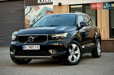 Внедорожник / Кроссовер Volvo XC40 2020 в 