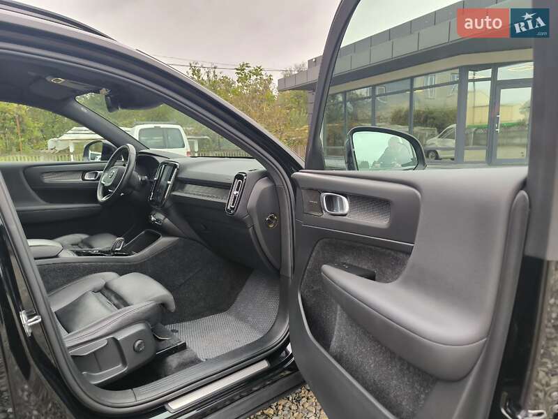 Позашляховик / Кросовер Volvo XC40 2018 в Коломиї