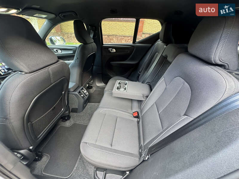 Позашляховик / Кросовер Volvo XC40 2024 в Рівному фото 20 Позашляховик / Кросовер Volvo XC40 2024 в Рівному