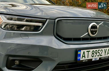 Внедорожник / Кроссовер Volvo XC40 2021 в 
