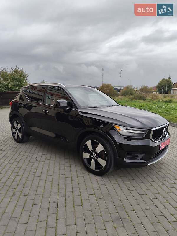 Внедорожник / Кроссовер Volvo XC40 2019 в Львове