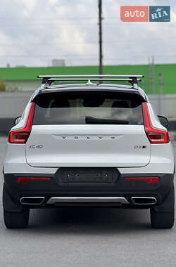 Позашляховик / Кросовер Volvo XC40 2018 в  фото 8 Позашляховик / Кросовер Volvo XC40 2018 в