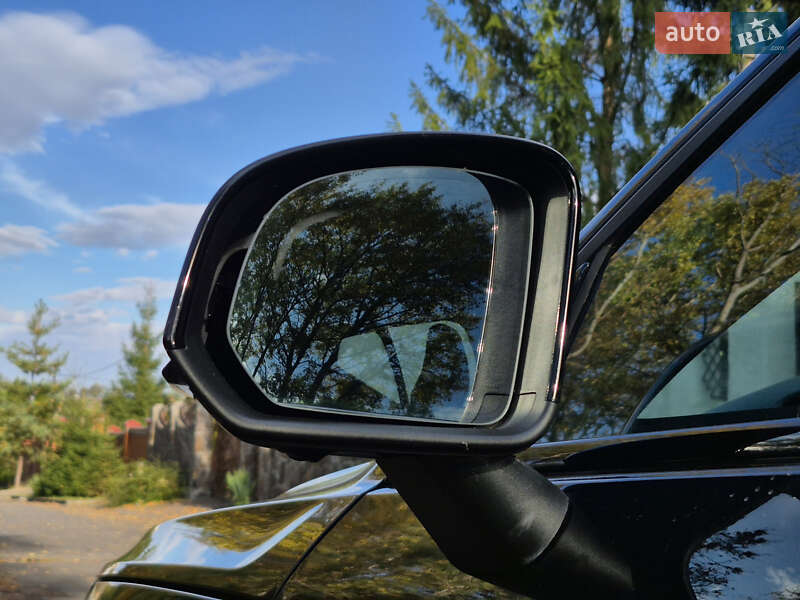 Позашляховик / Кросовер Volvo XC40 2021 в Львові