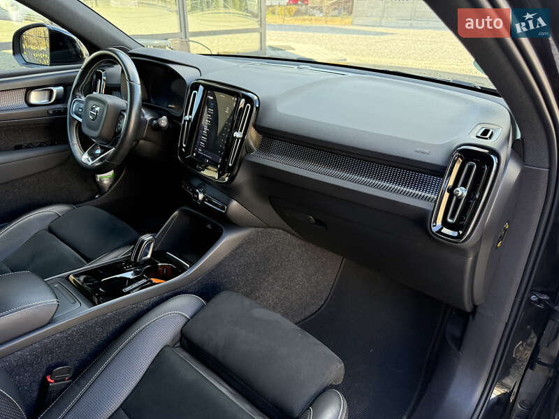 Внедорожник / Кроссовер Volvo XC40 2020 в Коломые