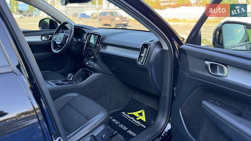 Позашляховик / Кросовер Volvo XC40 2019 в Києві