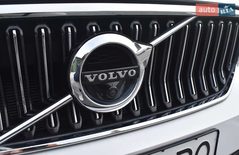 Позашляховик / Кросовер Volvo XC40 2018 в Києві фото 10 Позашляховик / Кросовер Volvo XC40 2018 в Києві