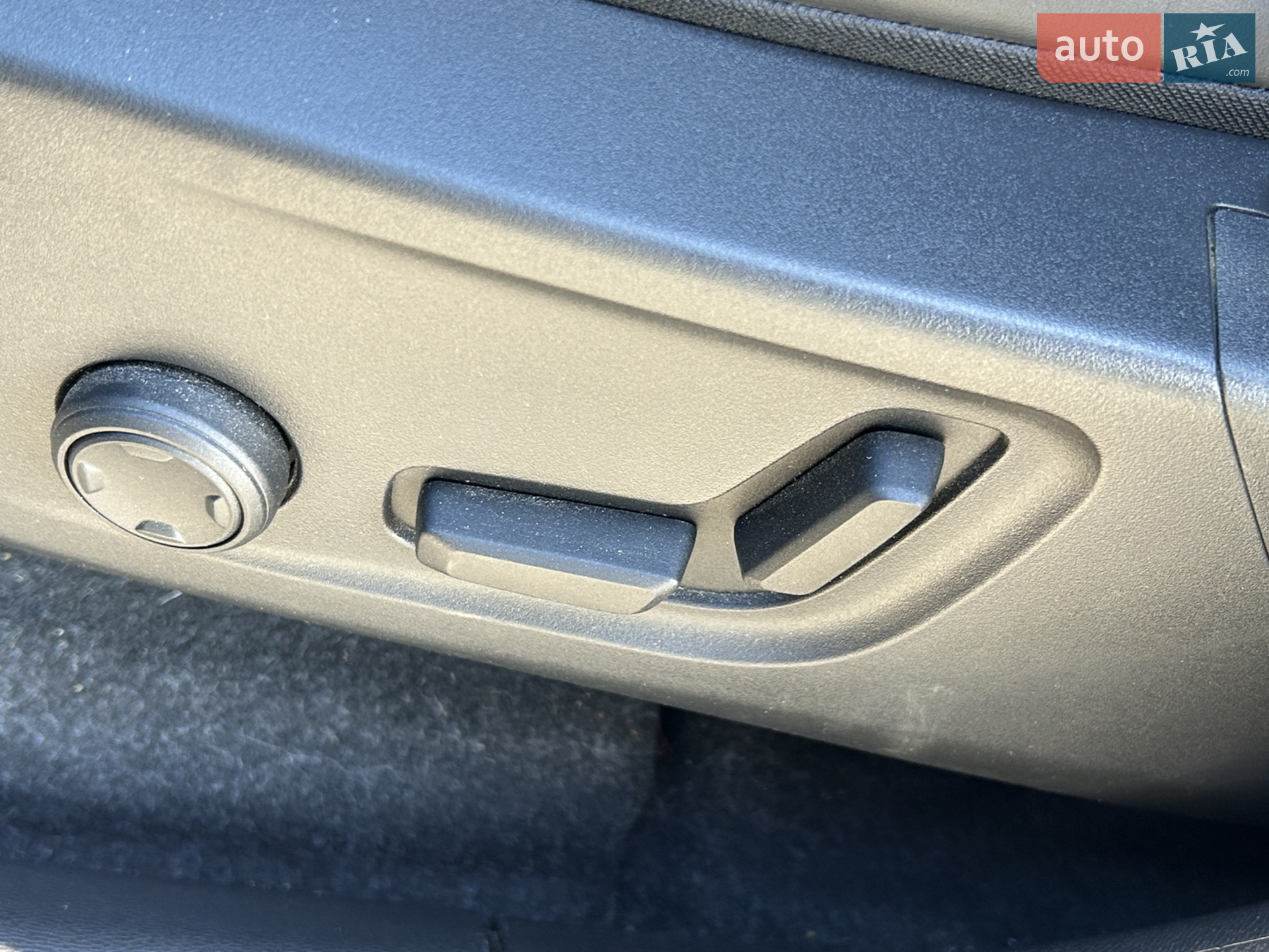 2021 Volvo XC40 - мініатюра 12