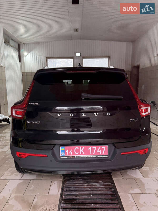 Внедорожник / Кроссовер Volvo XC40 2018 в Львове