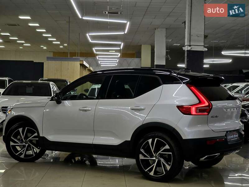Позашляховик / Кросовер Volvo XC40 2019 в Миколаєві