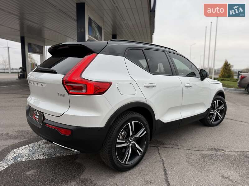 Внедорожник / Кроссовер Volvo XC40 2019 в Днепре фото 8 Внедорожник / Кроссовер Volvo XC40 2019 в Днепре