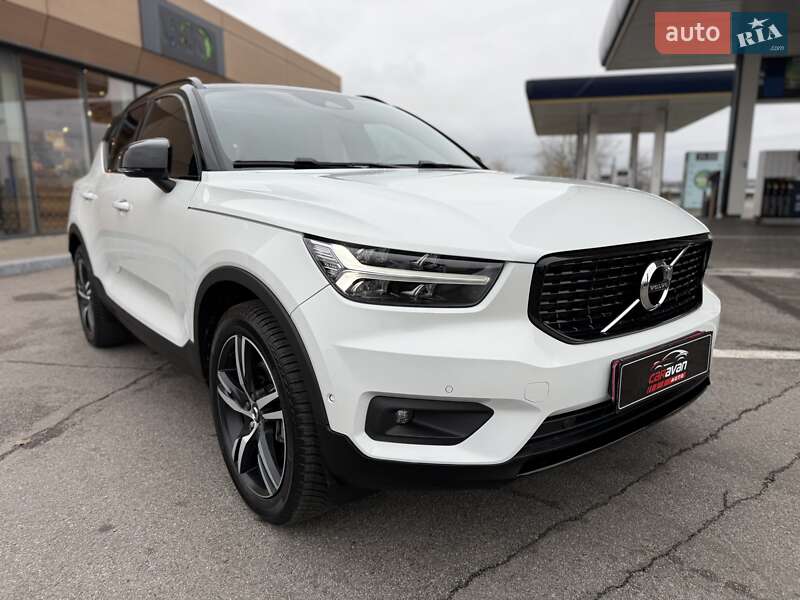 Внедорожник / Кроссовер Volvo XC40 2019 в Днепре фото 17 Внедорожник / Кроссовер Volvo XC40 2019 в Днепре