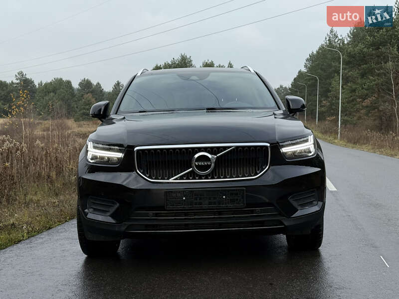 Внедорожник / Кроссовер Volvo XC40 2018 в Новояворовске