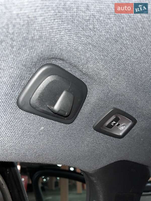 Внедорожник / Кроссовер Volvo XC40 2018 в Киеве