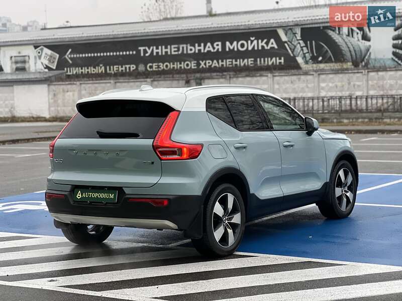 Внедорожник / Кроссовер Volvo XC40 2018 в Киеве
