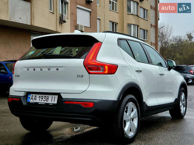 Позашляховик / Кросовер Volvo XC40 2019 в Києві