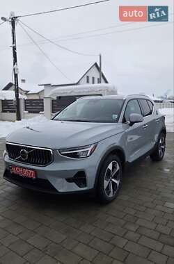 Внедорожник / Кроссовер Volvo XC40 2024 в Самборе