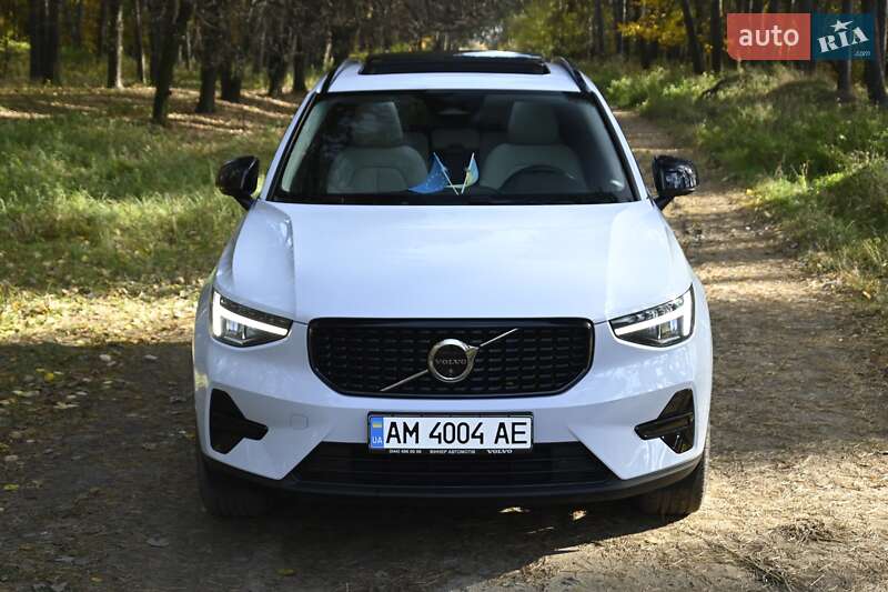 Внедорожник / Кроссовер Volvo XC40 2024 в Бердичеве фото 12 Внедорожник / Кроссовер Volvo XC40 2024 в Бердичеве