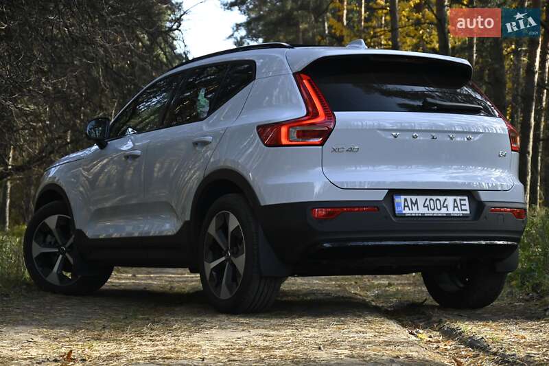 Внедорожник / Кроссовер Volvo XC40 2024 в Бердичеве фото 20 Внедорожник / Кроссовер Volvo XC40 2024 в Бердичеве