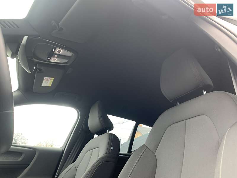 Позашляховик / Кросовер Volvo XC40 2024 в Львові фото 24 Позашляховик / Кросовер Volvo XC40 2024 в Львові