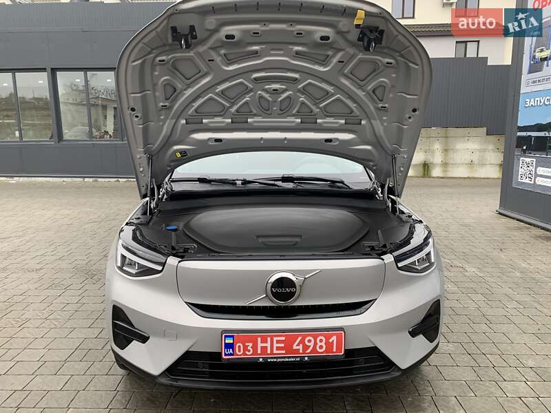 Позашляховик / Кросовер Volvo XC40 2024 в Львові фото 26 Позашляховик / Кросовер Volvo XC40 2024 в Львові