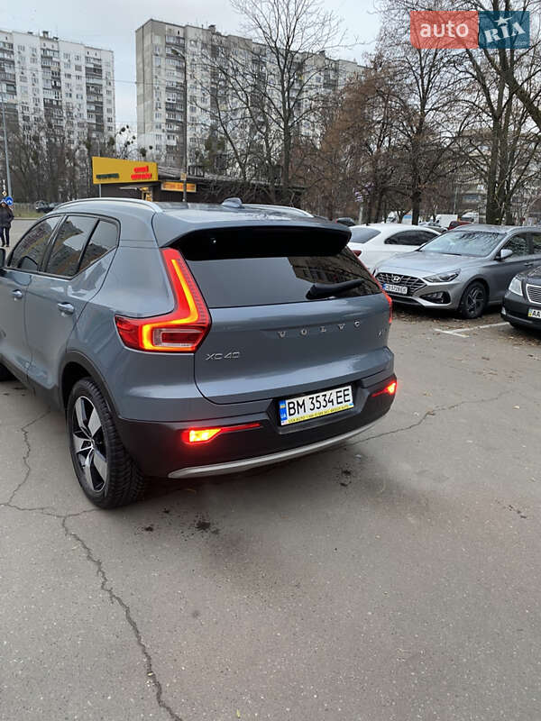 Внедорожник / Кроссовер Volvo XC40 2020 в Киеве