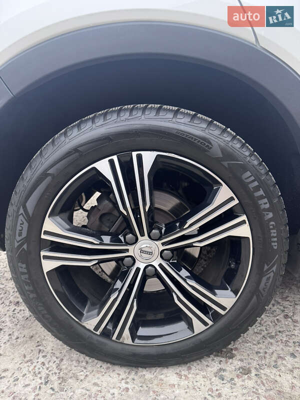 Позашляховик / Кросовер Volvo XC40 2018 в Києві