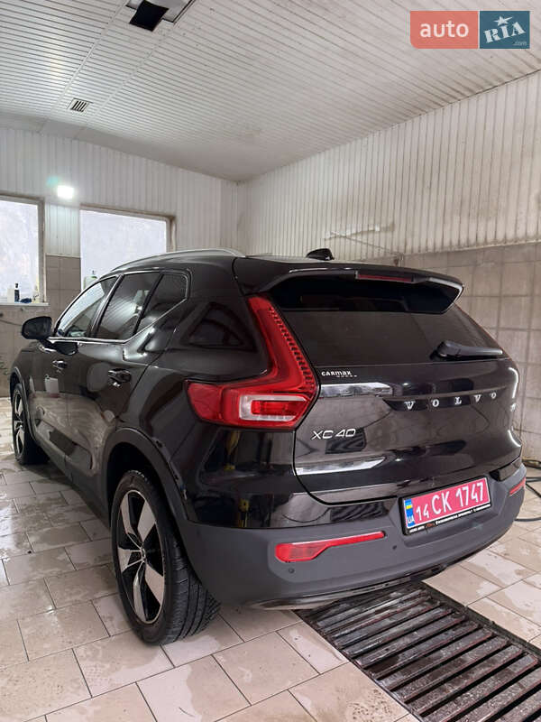 Позашляховик / Кросовер Volvo XC40 2018 в Новояворівську