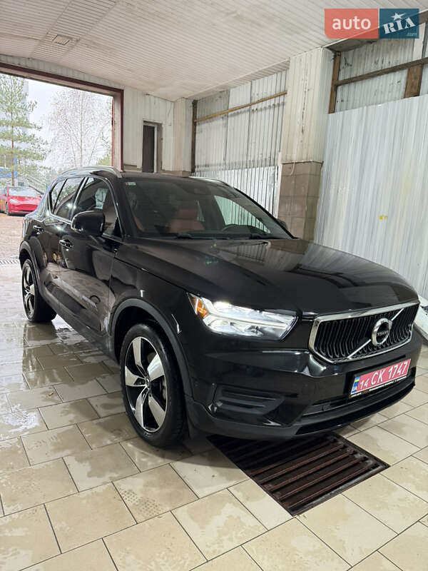 Позашляховик / Кросовер Volvo XC40 2018 в Новояворівську