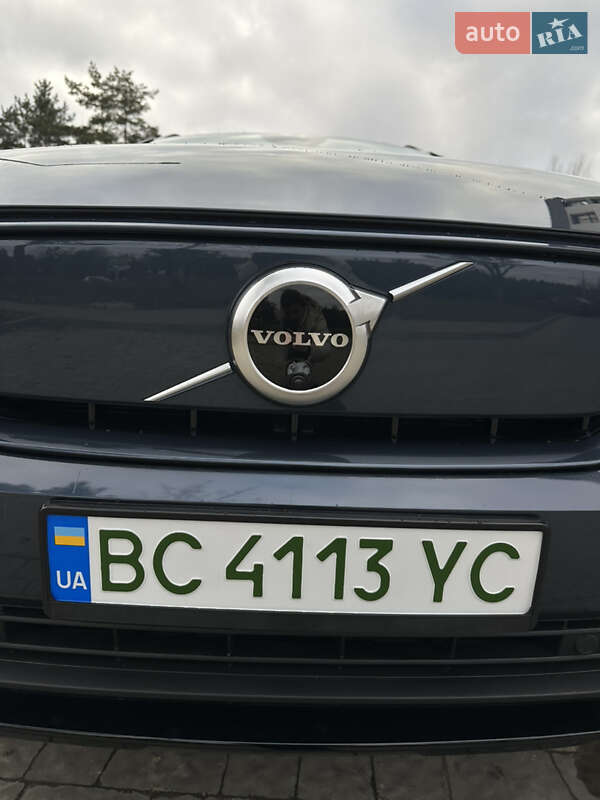 Внедорожник / Кроссовер Volvo XC40 2022 в Новояворовске