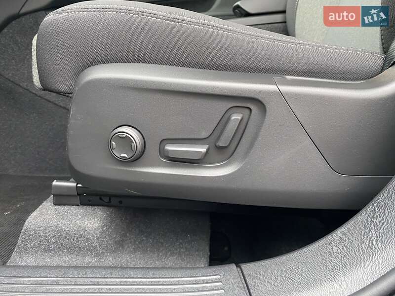 Внедорожник / Кроссовер Volvo XC40 2024 в Киеве фото 21 Внедорожник / Кроссовер Volvo XC40 2024 в Киеве